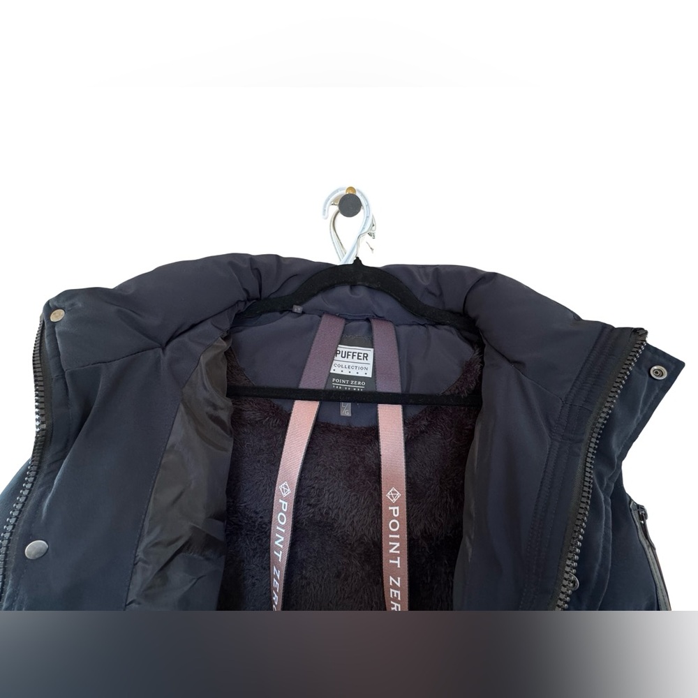 Point Zero Puffer Collection LEVI Iconic Long Puffer - Picture 8 of 11